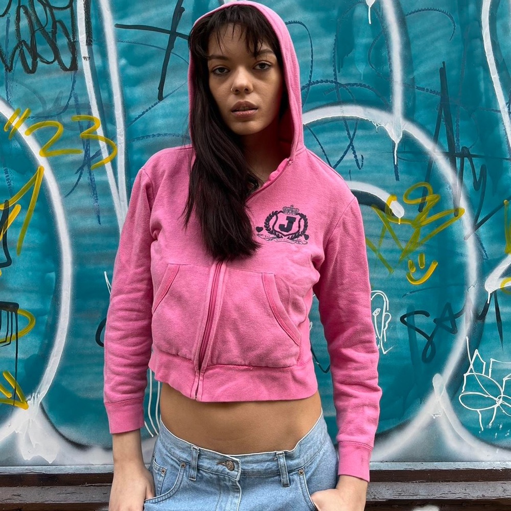 Vintage Y2K Juicy Couture Pink Sweatshirt. Size L / Fits like a Small. - Picture 6 of 8